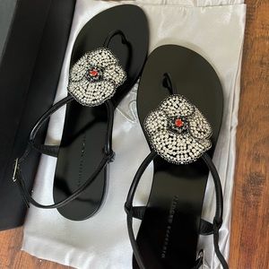 NWT Giuseppe Zanotti Hollie flower sandals size 37